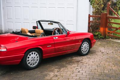 1992 Alfa Romeo Spider S4