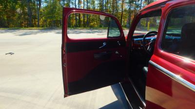 1946 Ford 2 Door