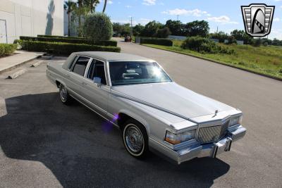 1990 Cadillac Brougham