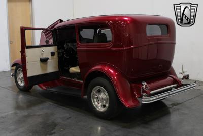 1932 Ford Sedan