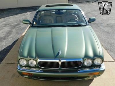 1999 Jaguar XJ8