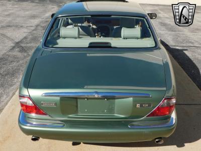 1999 Jaguar XJ8