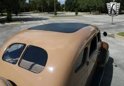 1935 DeSoto Airflow