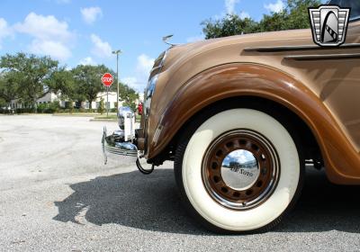 1935 DeSoto Airflow