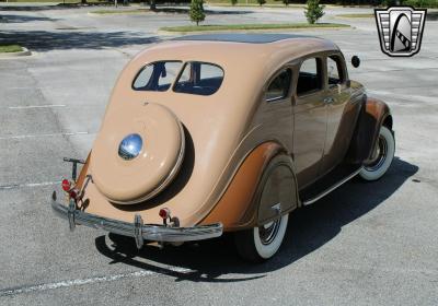 1935 DeSoto Airflow