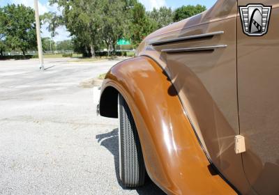 1935 DeSoto Airflow