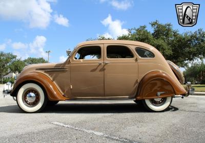 1935 DeSoto Airflow