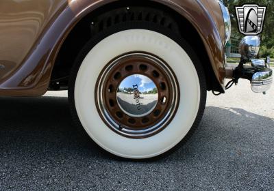 1935 DeSoto Airflow