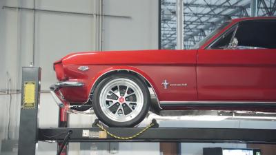 1965 Ford Mustang 2+2 Fastback Restomod