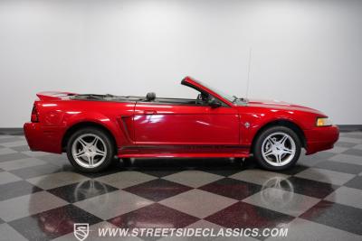 1999 Ford Mustang GT Convertible 35th Anniversary