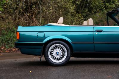 1992 BMW 325i Convertible