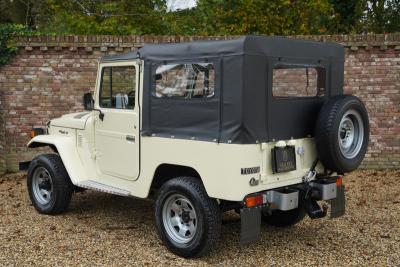 1978 Toyota FJ40 Land Cruiser Soft top PETROL