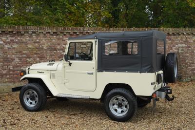 1978 Toyota FJ40 Land Cruiser Soft top PETROL