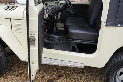 1978 Toyota FJ40 Land Cruiser Soft top PETROL