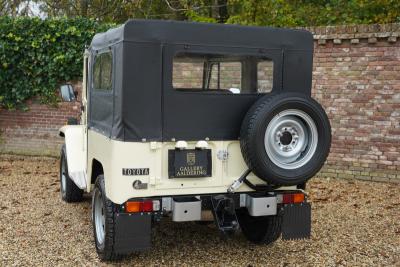 1978 Toyota FJ40 Land Cruiser Soft top PETROL