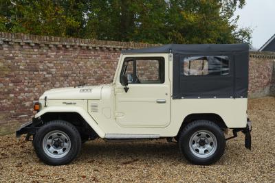 1978 Toyota FJ40 Land Cruiser Soft top PETROL