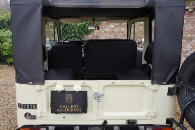 1978 Toyota FJ40 Land Cruiser Soft top PETROL