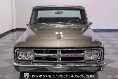 1968 GMC C10 Restomod