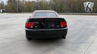 2003 Ford Mustang