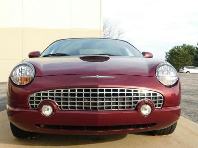 2004 Ford Thunderbird