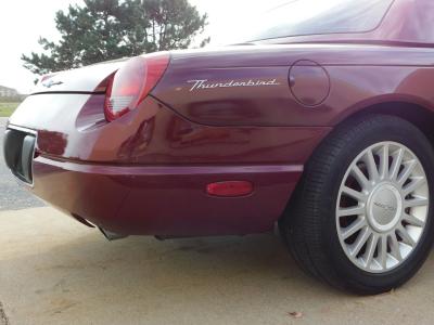 2004 Ford Thunderbird