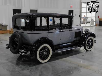 1928 Studebaker Dictator