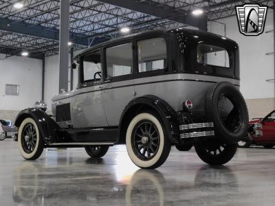 1928 Studebaker Dictator