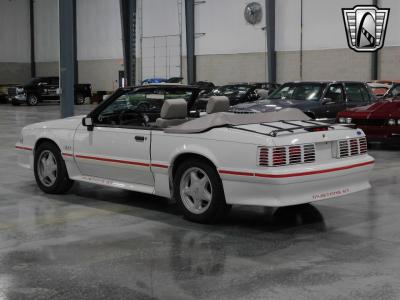 1990 Ford Mustang