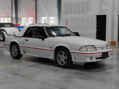 1990 Ford Mustang