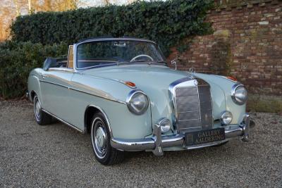 1958 Mercedes - Benz 220 S Convertible