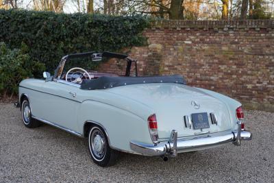 1958 Mercedes - Benz 220 S Convertible