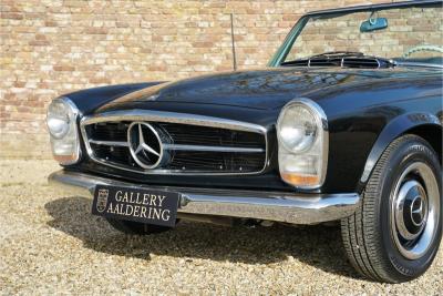 1966 Mercedes - Benz SL 230 Pagode