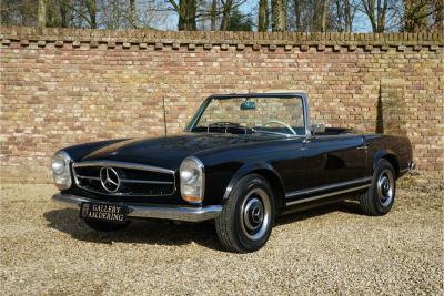 1966 Mercedes - Benz SL 230 Pagode