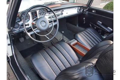 1970 Mercedes - Benz SL 280 Pagode