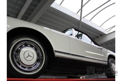 1970 Mercedes - Benz SL 280 Pagode