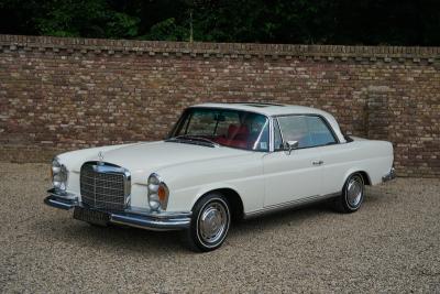 1970 Mercedes - Benz 280 SE 3.5 W111