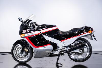 1989 Kawasaki ZX-10 Tomcat