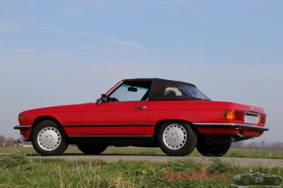 1987 Mercedes - Benz SL-Klasse