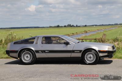 1981 DeLorean DMC-12