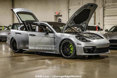 2020 Porsche Panamera Turbo S E-Hybrid