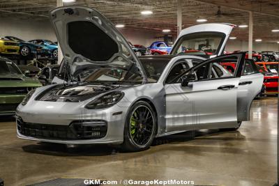 2020 Porsche Panamera Turbo S E-Hybrid