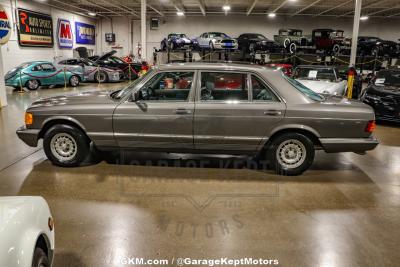 1983 Mercedes - Benz 380SEL