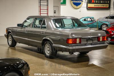 1983 Mercedes - Benz 380SEL