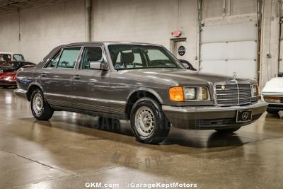 1983 Mercedes - Benz 380SEL