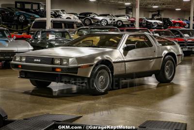 1981 DeLorean DMC-12