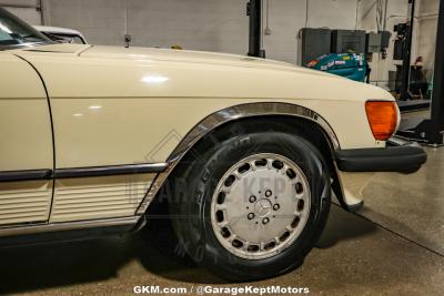 1987 Mercedes - Benz 560SL