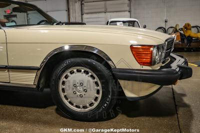 1987 Mercedes - Benz 560SL