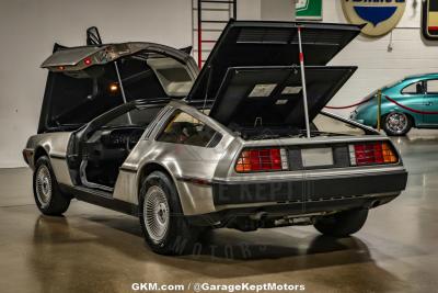 1982 DeLorean DMC-12