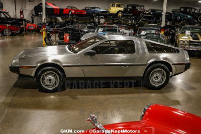 1982 DeLorean DMC-12