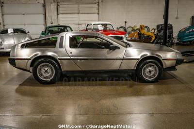 1982 DeLorean DMC-12